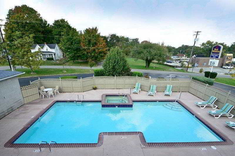 Days Inn By Wyndham Columbia Kentucky Экстерьер фото