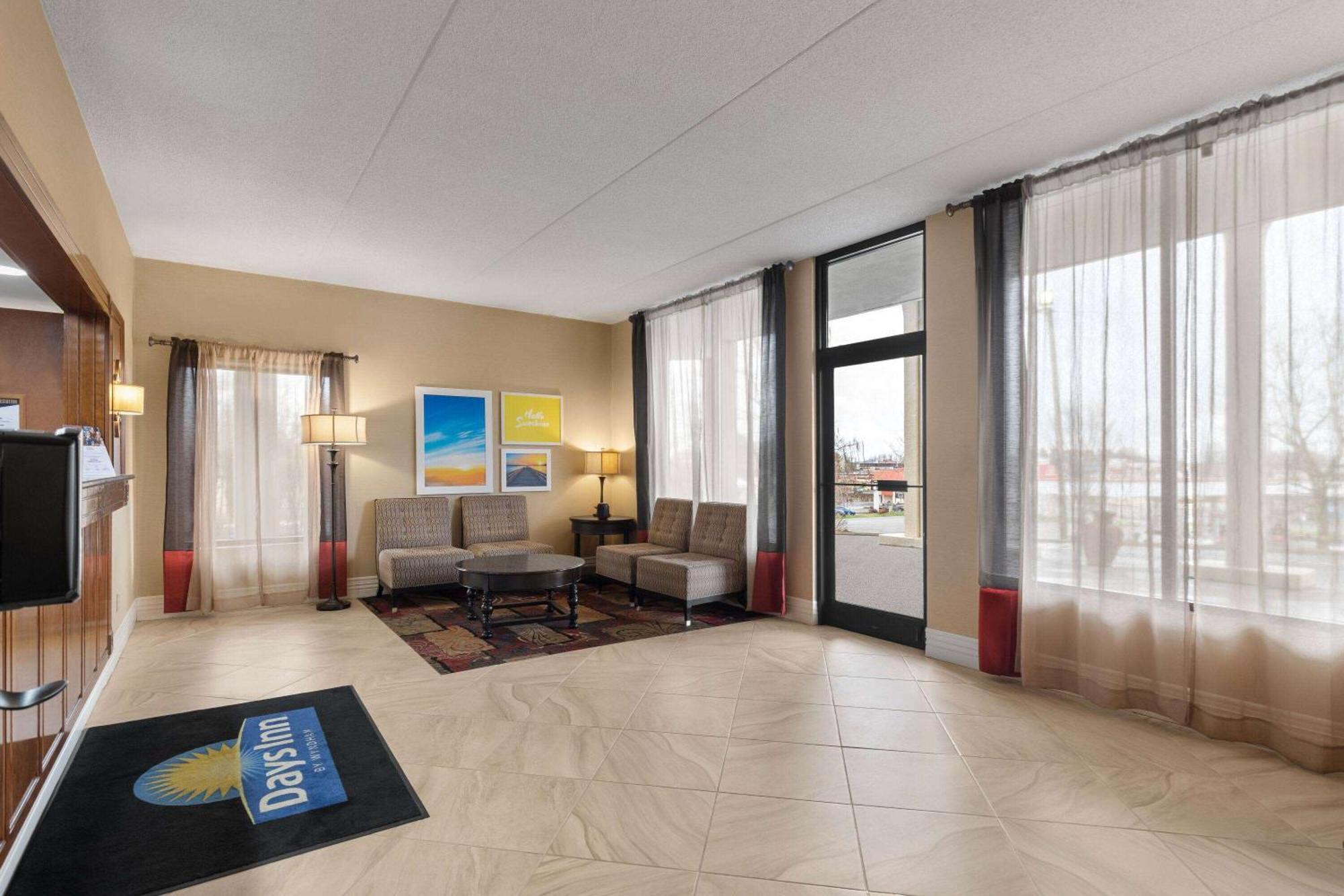 Days Inn By Wyndham Columbia Kentucky Экстерьер фото