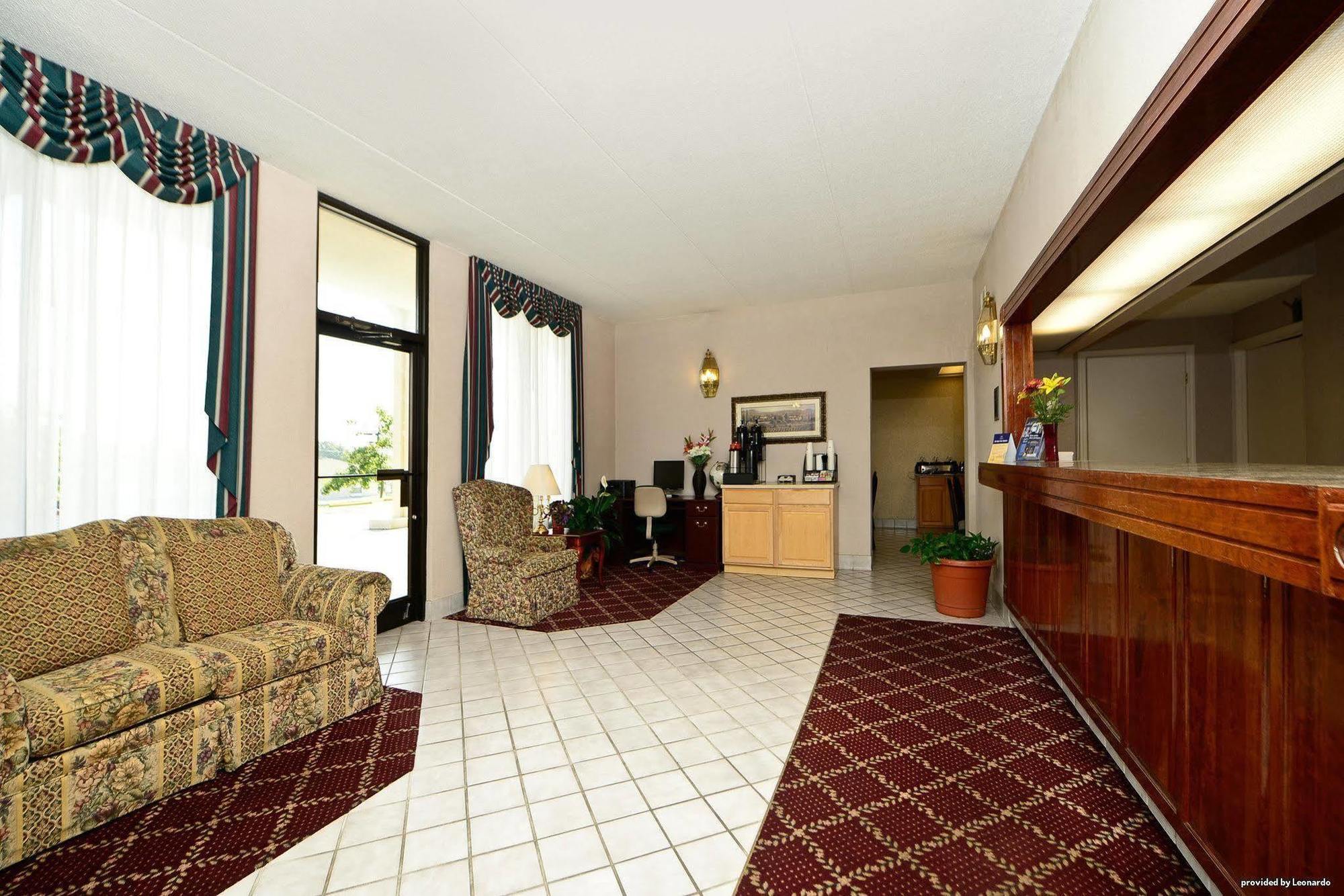 Days Inn By Wyndham Columbia Kentucky Экстерьер фото