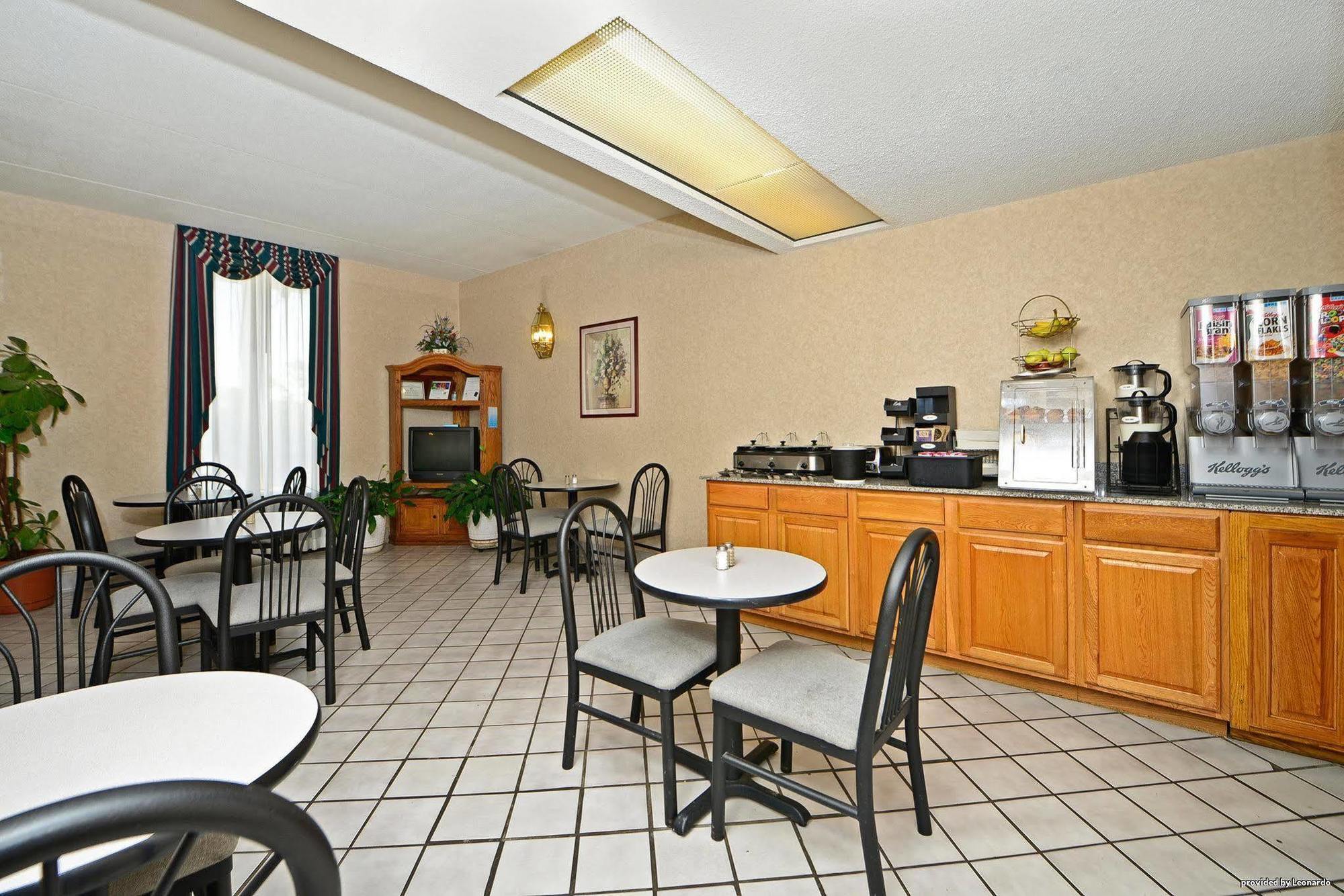 Days Inn By Wyndham Columbia Kentucky Экстерьер фото